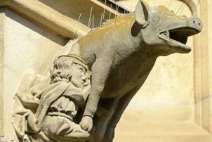 Der lange Kampf gegen die "Judensau"-Skulpturen