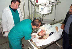  Rachel im Najjar-Hospital in Rafah, Okkupiertes Gaza. Die israelische Tageszeitung 'Ha'aretz' berichtet, laut Dr. Ali Mussa, Arzt des Hospitals, war Rachel Corries Tod Folge 